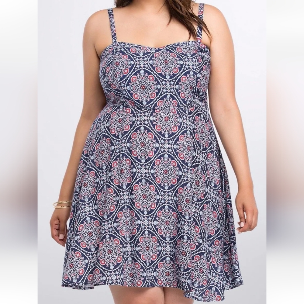 Torrid Blue & White Red Sweetheart Neckline Medallion Print Challis Sundress…